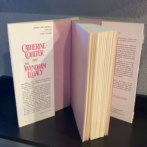 The Nightingale Legacy and The Wyndham Legacy in preowned condition. - Picture 3 of 14